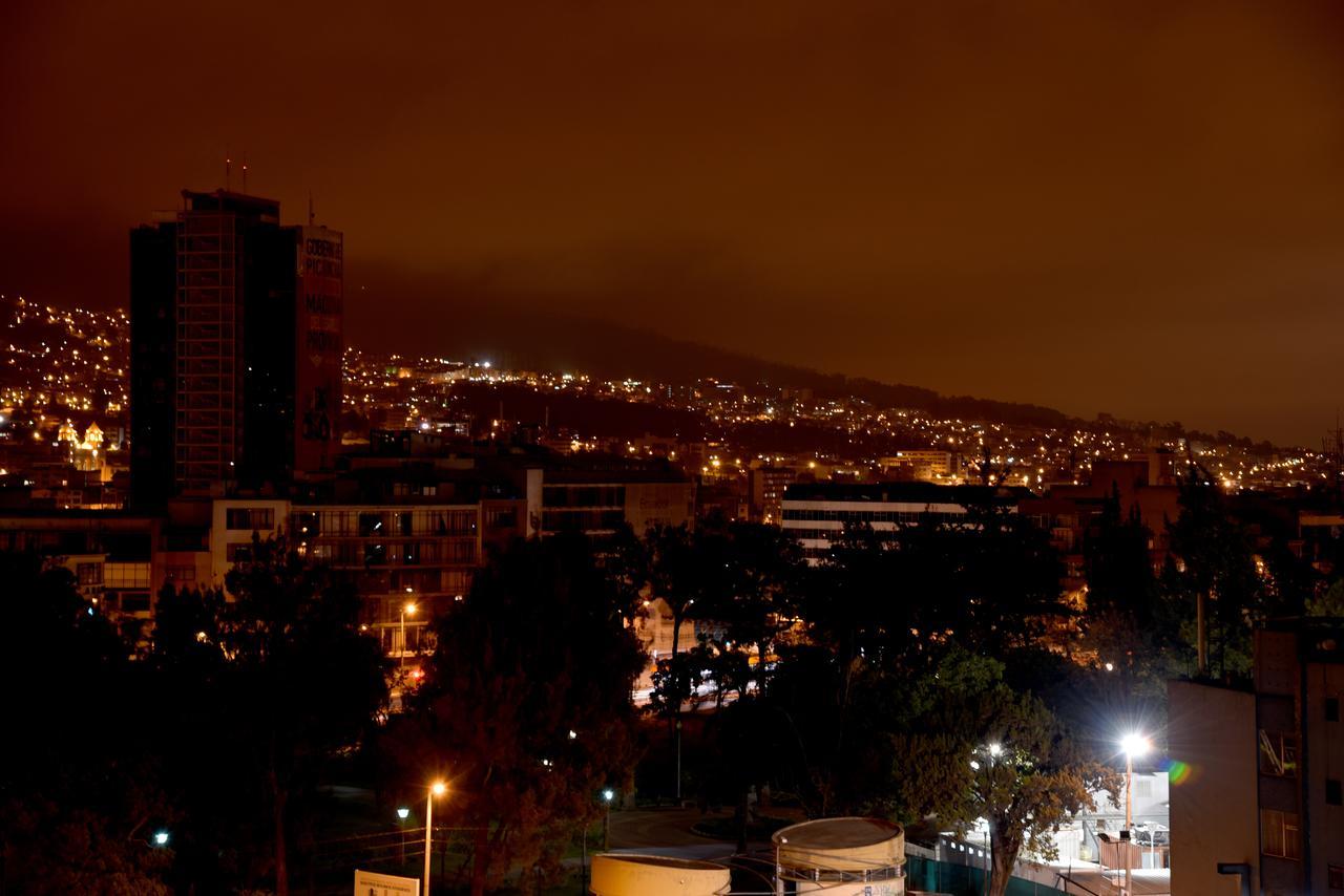 Hotel La Rosario Quito Exterior foto